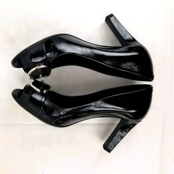 Gucci Black Patent Leather Peep Toe Block Heels Pumps size 38.5 - Picture 6 of 9